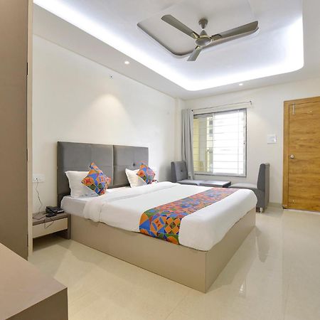 Fabhotel Synergy Stays Indaur Exteriér fotografie