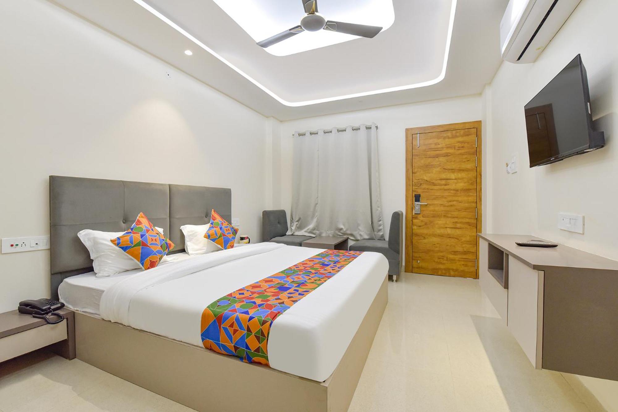 Fabhotel Synergy Stays Indaur Exteriér fotografie