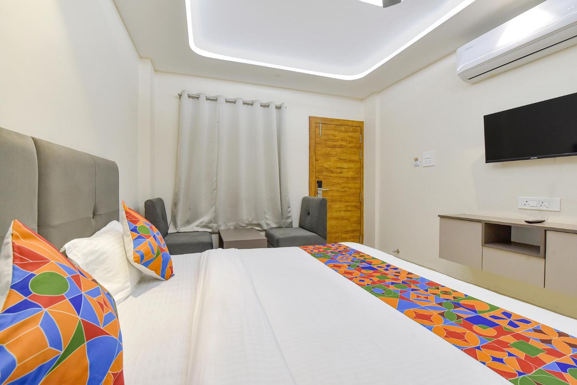 Fabhotel Synergy Stays Indaur Exteriér fotografie